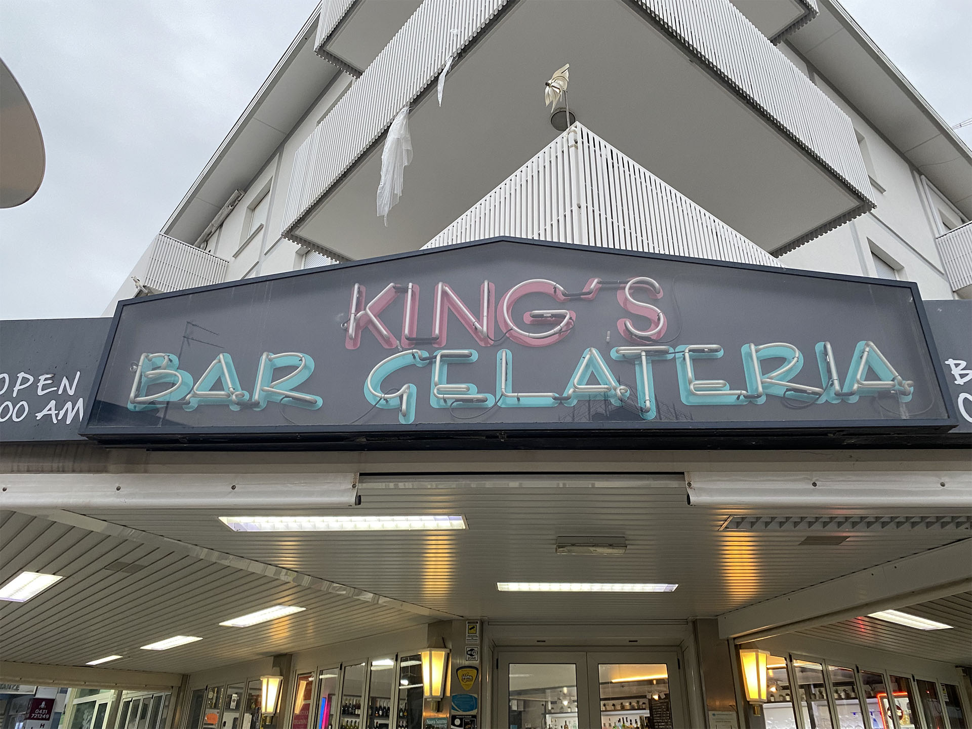 Bar Gelateria King's