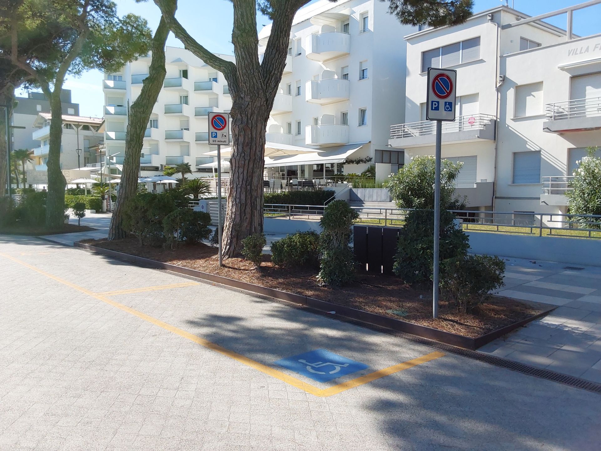 Parcheggio Lungomare Trieste Spiaggia 18