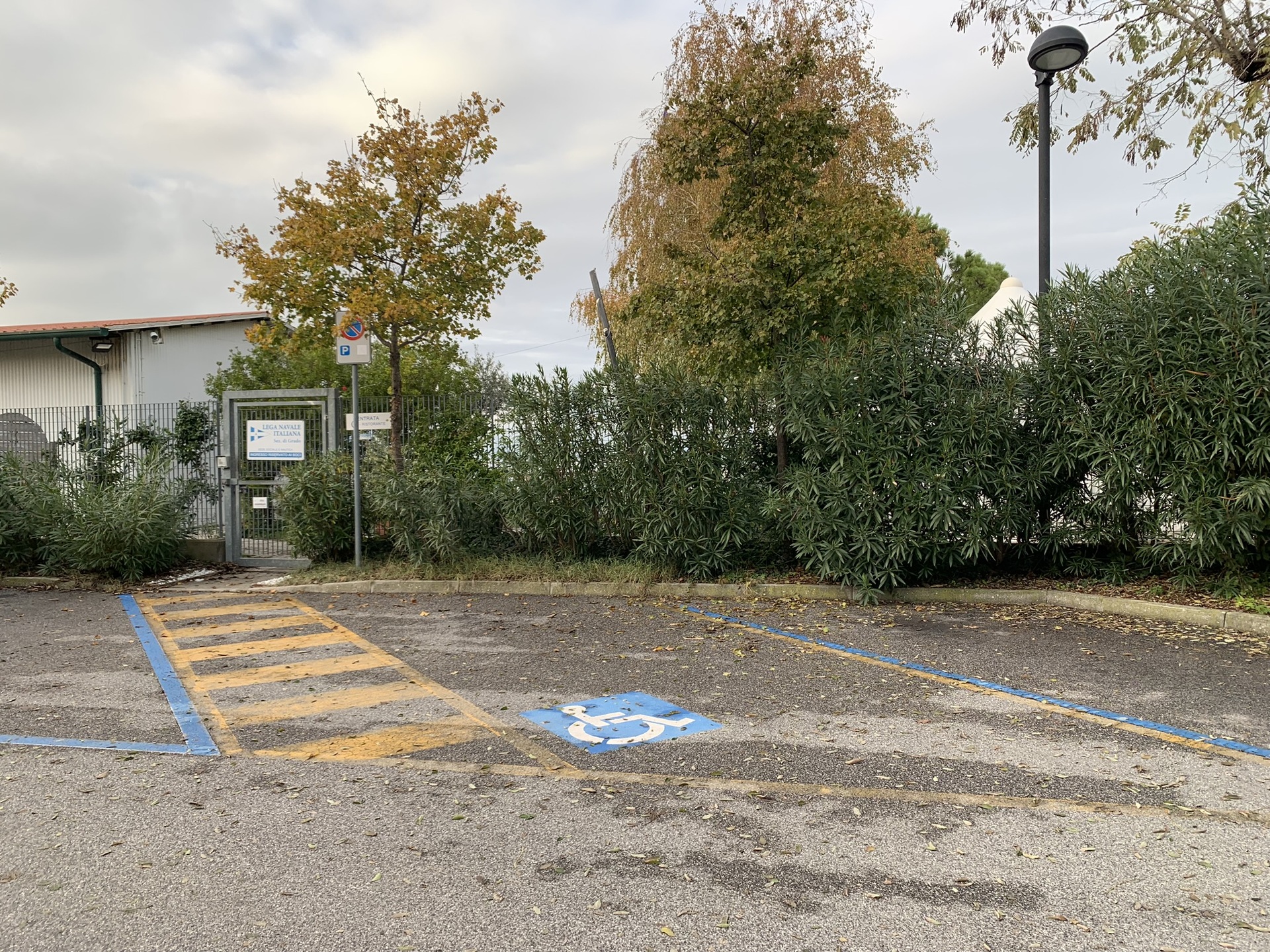 Parcheggio Via Pigafetta