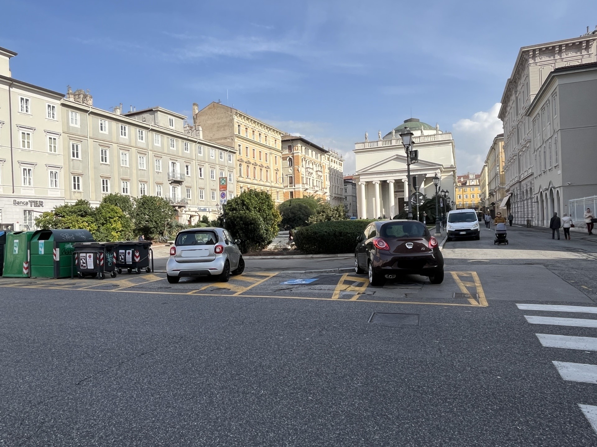 Parcheggio in via San Spiridione (rif. Canal Grande)